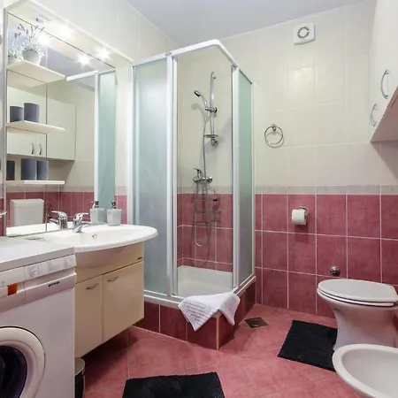 Apartamento Juanita Dramalj