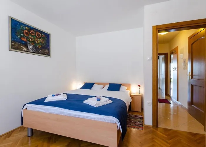 Juanita Apartman